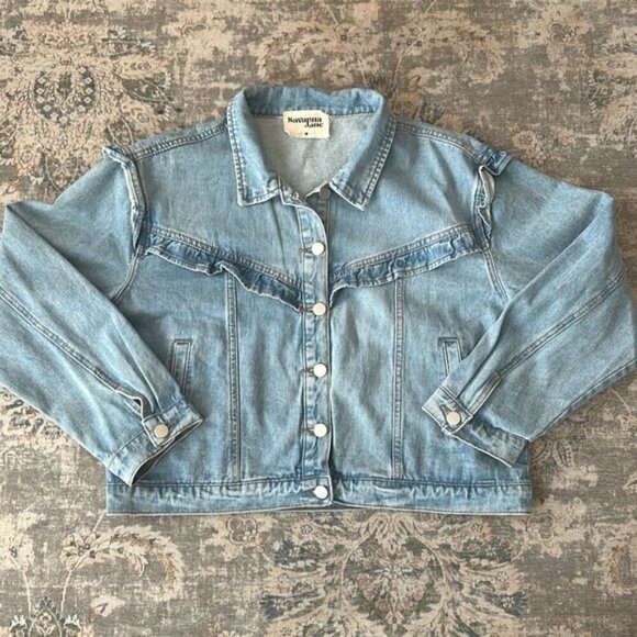 Andree by Unit Savanna Jane Ruffle Girly Relaxed Fit Light Wash Denim Jacket - Picture 5 of 11